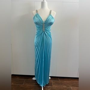 Stunning pleated turquoise gown size XS